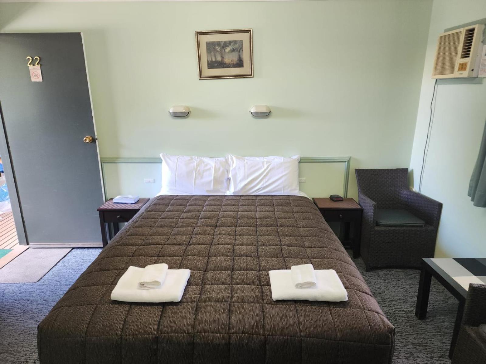 Lake Forbes Motel Ngoại thất bức ảnh