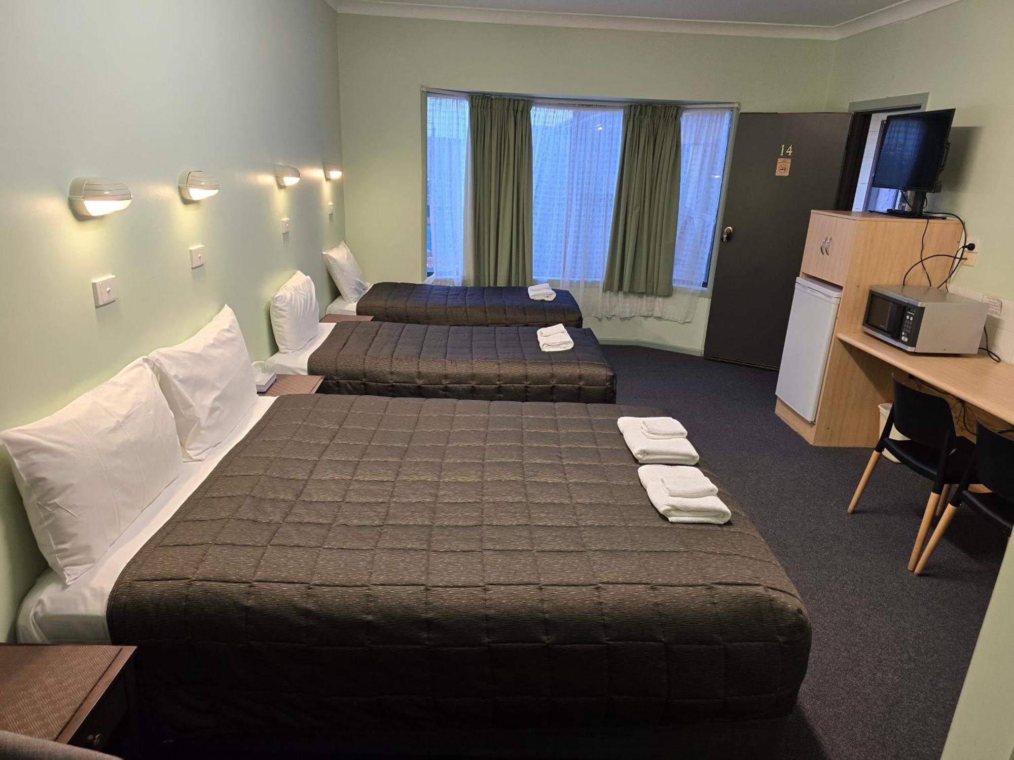 Lake Forbes Motel Ngoại thất bức ảnh