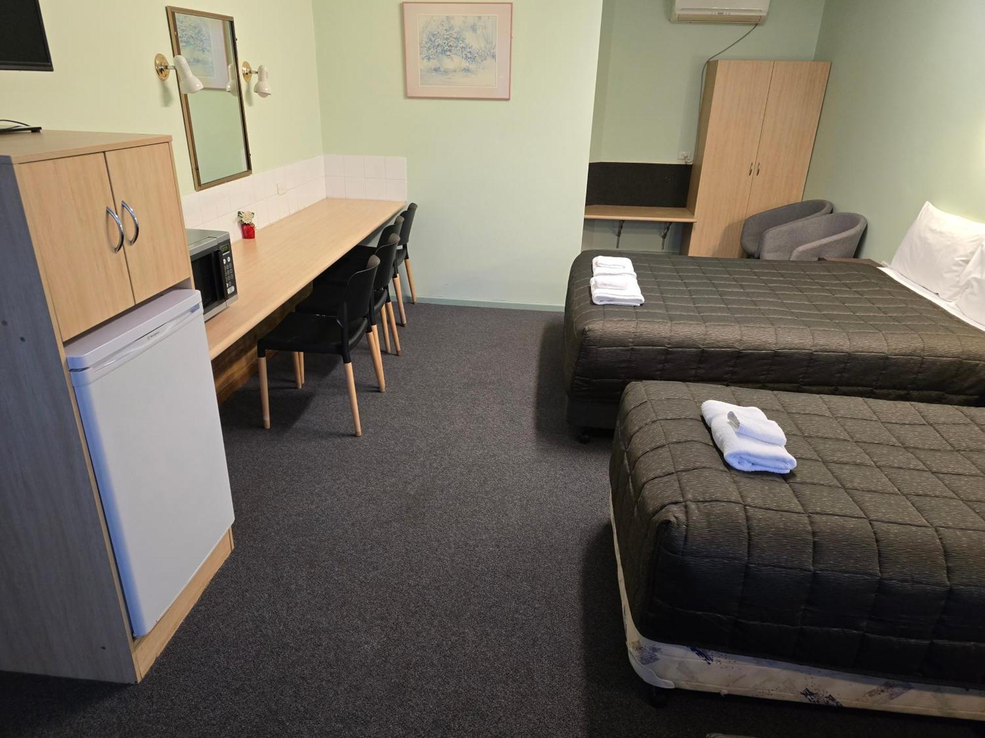 Lake Forbes Motel Ngoại thất bức ảnh