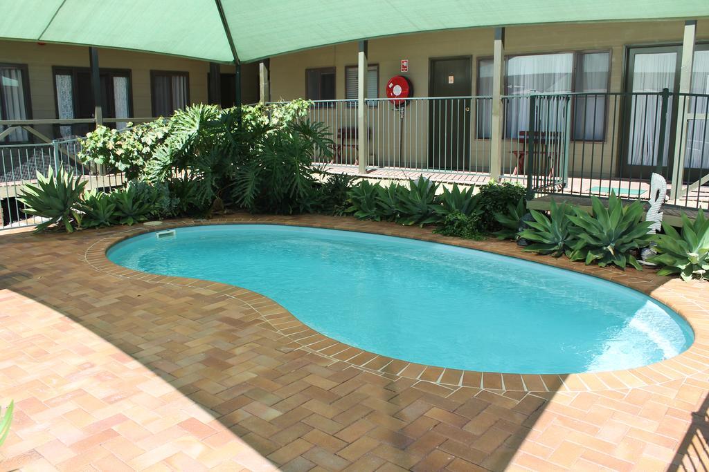 Lake Forbes Motel Ngoại thất bức ảnh